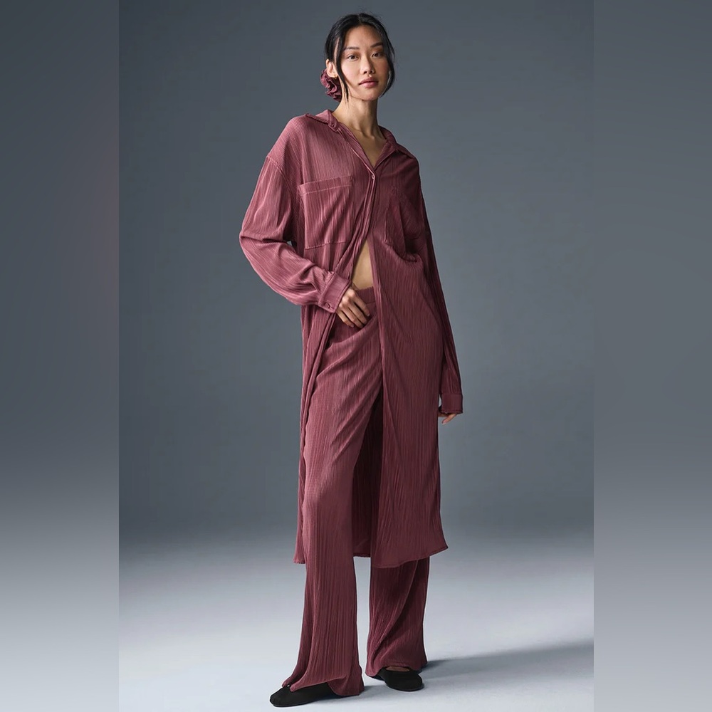 High-Waist Micro Plisse Straight Leg *2 PIECE SET* - Burgundy Truffle